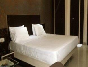 Urmee Hotel Bhubaneswar Exterior foto